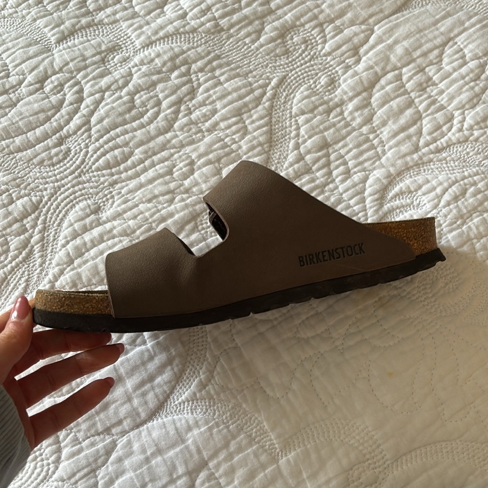 BIRKENSTOCKS - Picture 3 of 4
